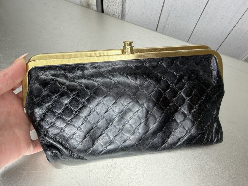Hobo The Original Black Quilted Leather Wallet Magnetic Kiss Lock Good